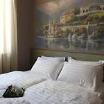 Bed & Breakfast Michelangelo Varenna